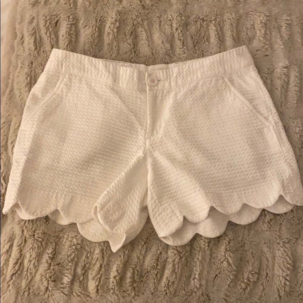 Lilly Pulitzer Scalloped Shorts